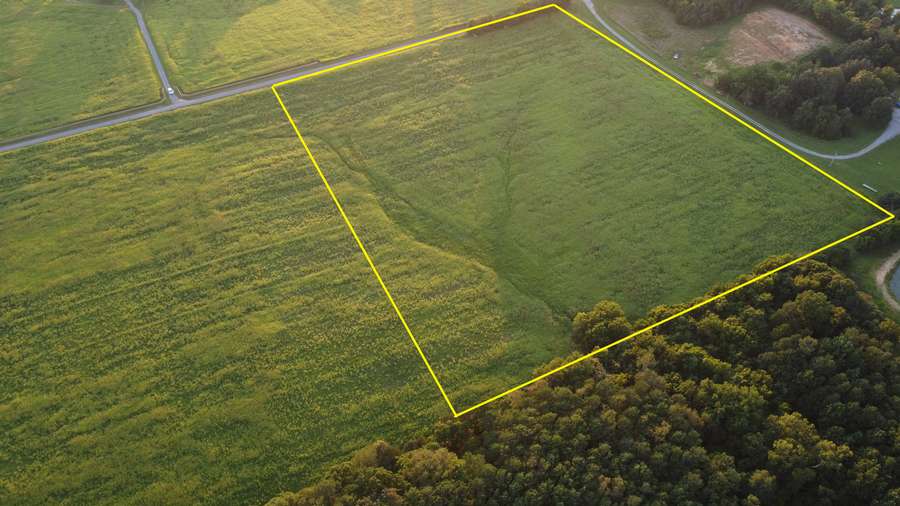 16 acre lot in heart of Pope Co. IL